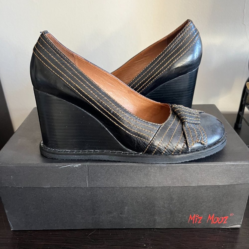 🌼 Vintage Miz Mooz Leather Shoes - Size 8 - Like New! 🌼 - Picture 3 of 4